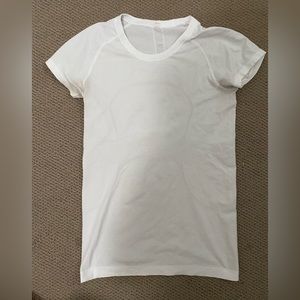 Lululemon swiftly tech tee